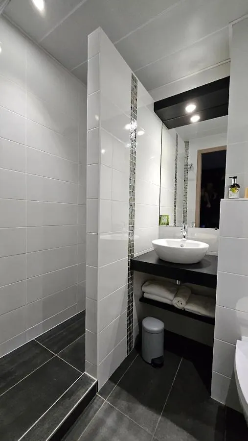 ***  Logis Hotel La Grassinais Saint-Malo France