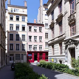 *** Hotel Saint Vincent Francia